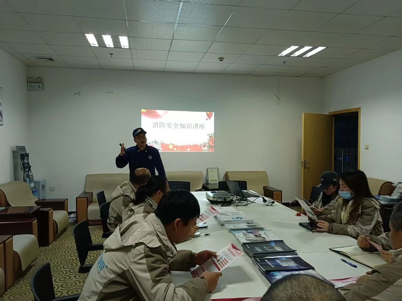 埃瓦新能源开展消防安全赋能行动 筑牢产业安全屏障
